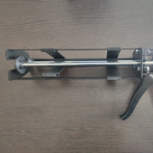 Ручной экструзионный пистолет для химанкеров Mapei Gun 585 2K pc