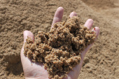 Песок мытый II класса (1-1,5)