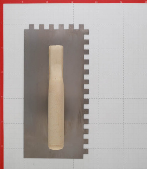 Гладилка зубчатая 270х130 мм зуб 10 х 10 мм с облегченной ручкой Corte