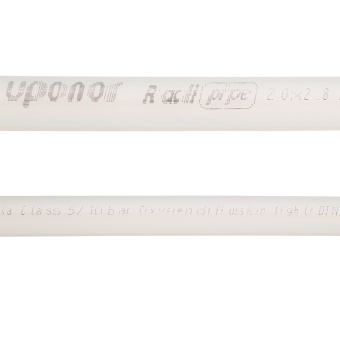 Труба полиэтиленовая 20x2,8 мм PN10 Radi Pipe PE-Xa Uponor белая